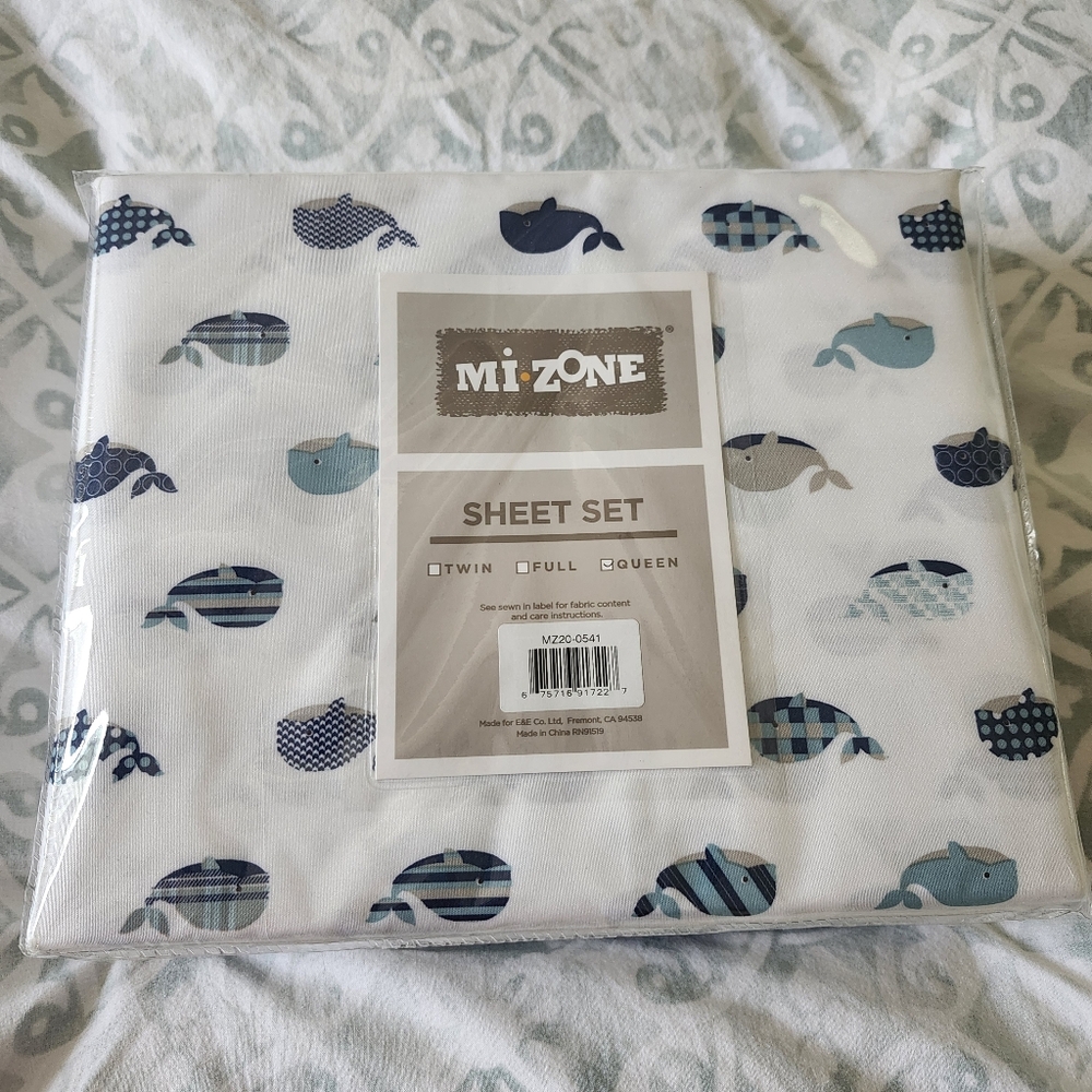 Whale Print QUEEN Sheet Set - Blue and White